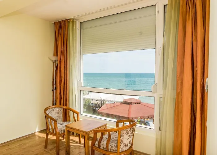 Iris 3* Szveti Vlasz